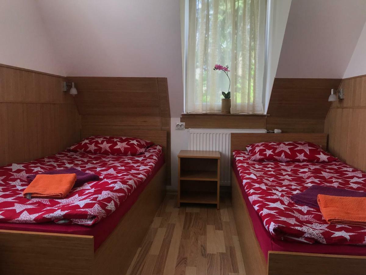 Guest house Haus Baron 1 Neckarau