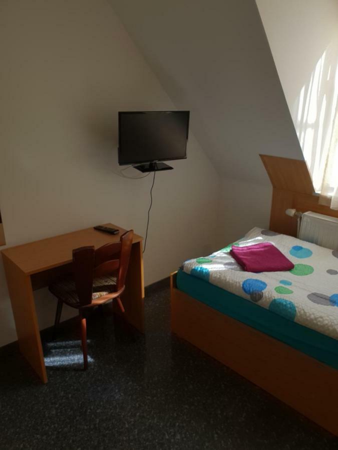 Haus Baron 1 Neckarau Guest house *
