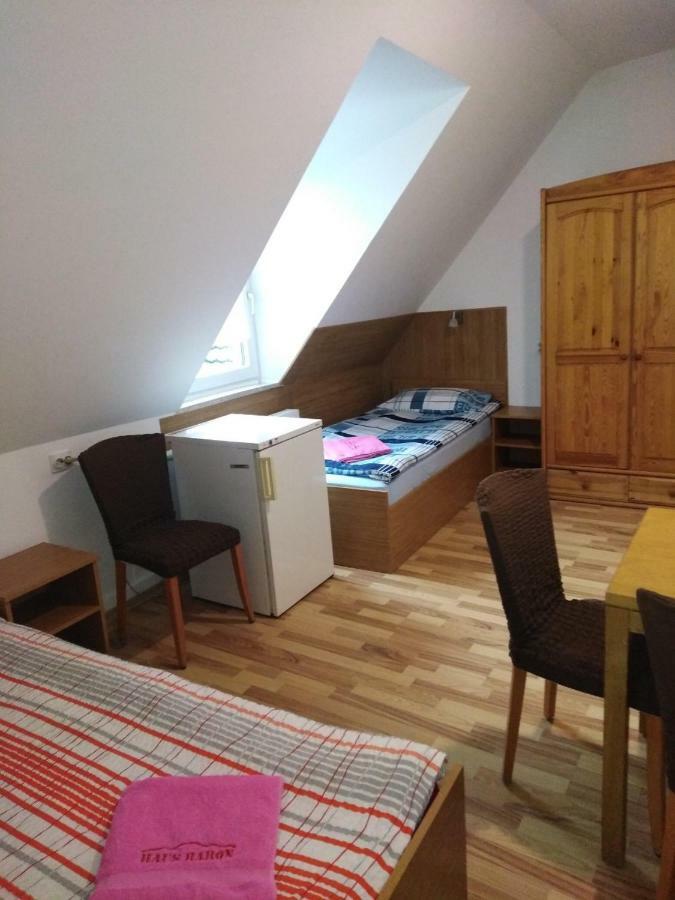 Guest house Haus Baron 1 Neckarau Mannheim